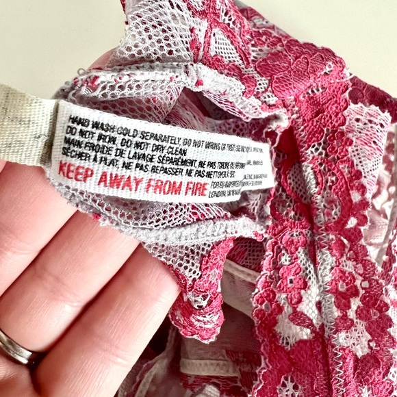 Intimately Free People Cloud & Ruby Combo Lace Racerback Bralette Size Medium - Picture 8 of 8